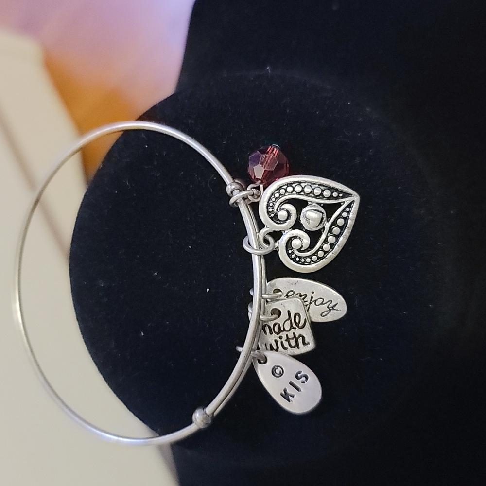 Bangle - Picture 2 of 3